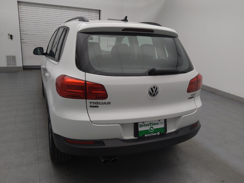2017 Volkswagen Tiguan in Charlotte, NC 28213 - 18074129 6