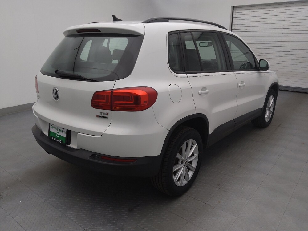 2017 Volkswagen Tiguan in Charlotte, NC 28213 - 18074129 9