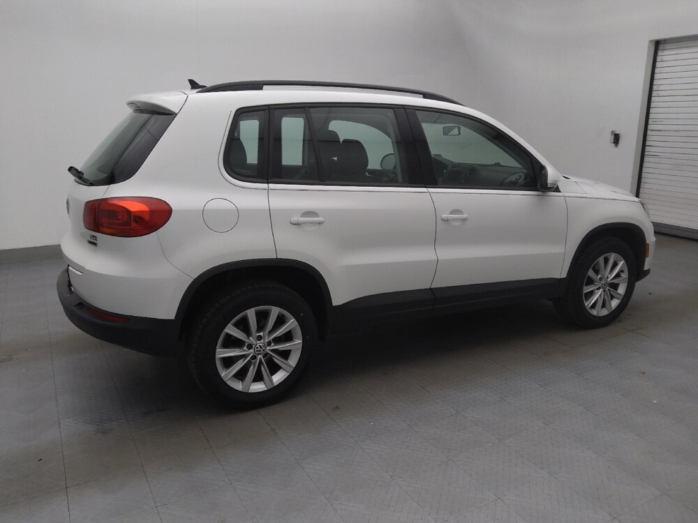 2017 Volkswagen Tiguan in Charlotte, NC 28213 - 18074129 10
