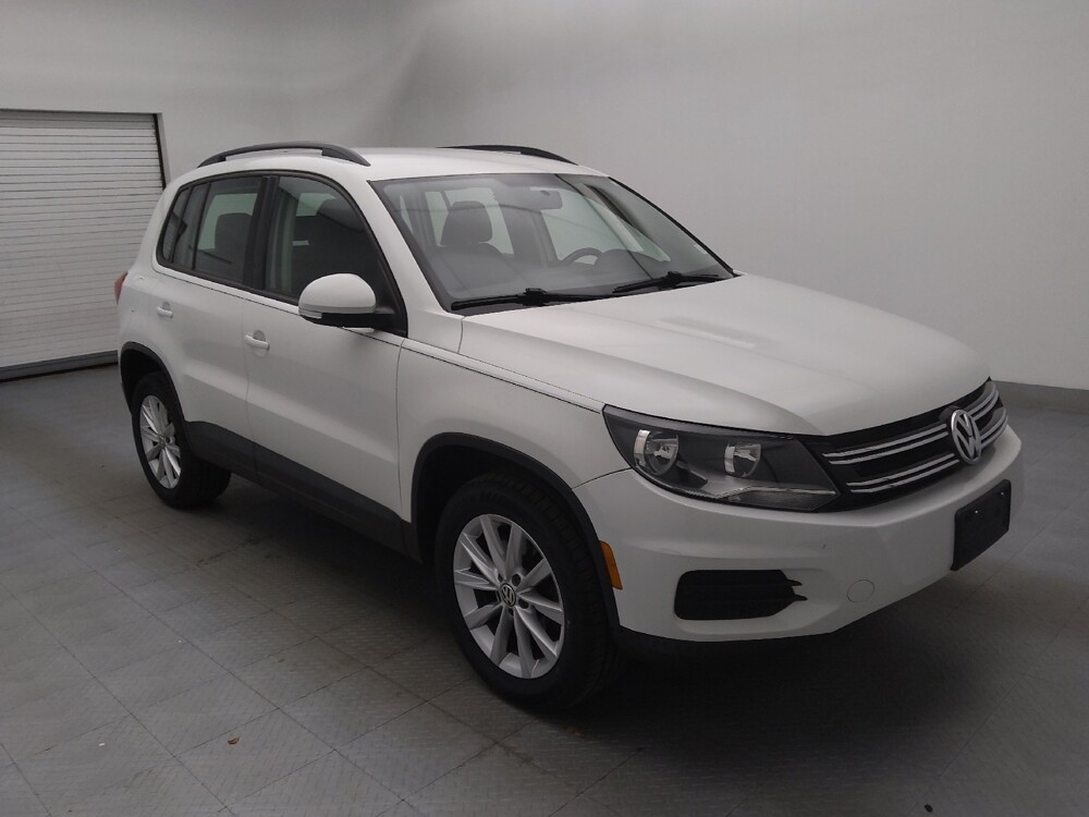 2017 Volkswagen Tiguan in Charlotte, NC 28213 - 18074129 13