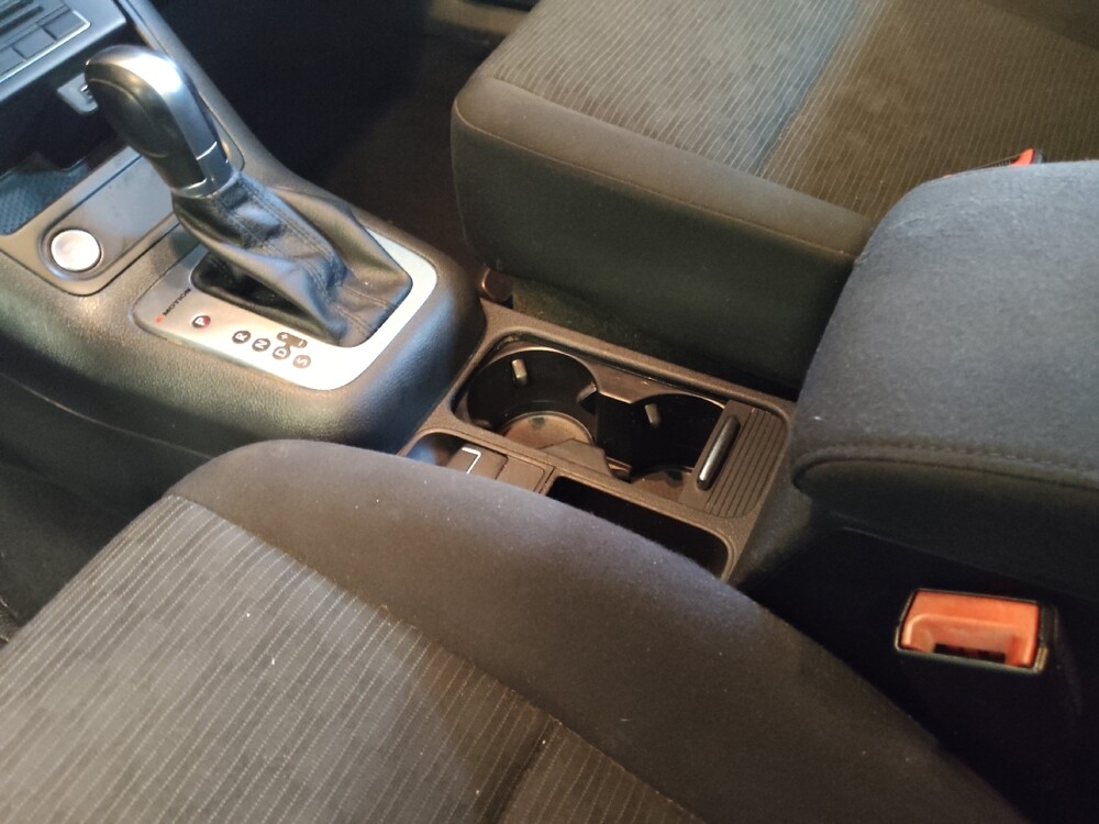 2017 Volkswagen Tiguan in Charlotte, NC 28213 - 18074129 26