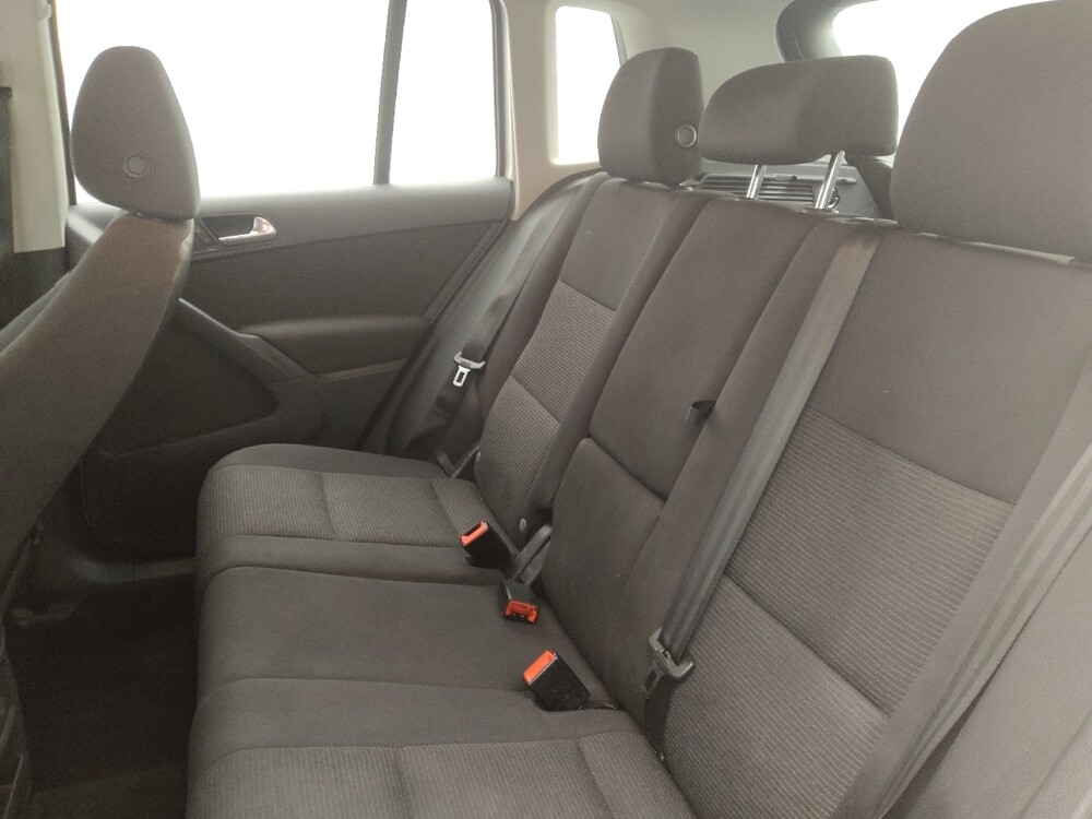 2017 Volkswagen Tiguan in Charlotte, NC 28213 - 18074129 18