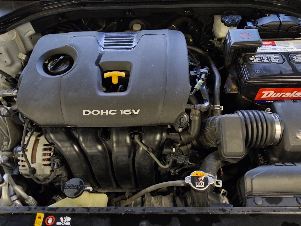 2017 Hyundai Elantra in Live Oak, TX 78233 - 18074206 30