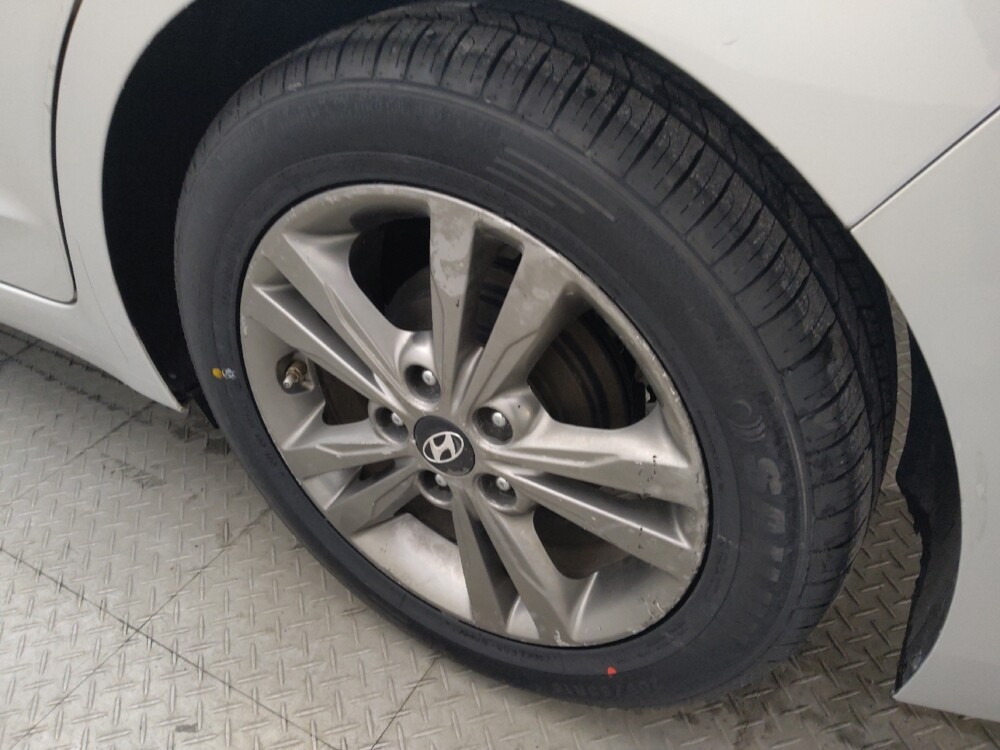 2017 Hyundai Elantra in Live Oak, TX 78233 - 18074206 31