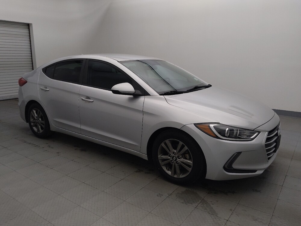 2017 Hyundai Elantra in Live Oak, TX 78233 - 18074206 11