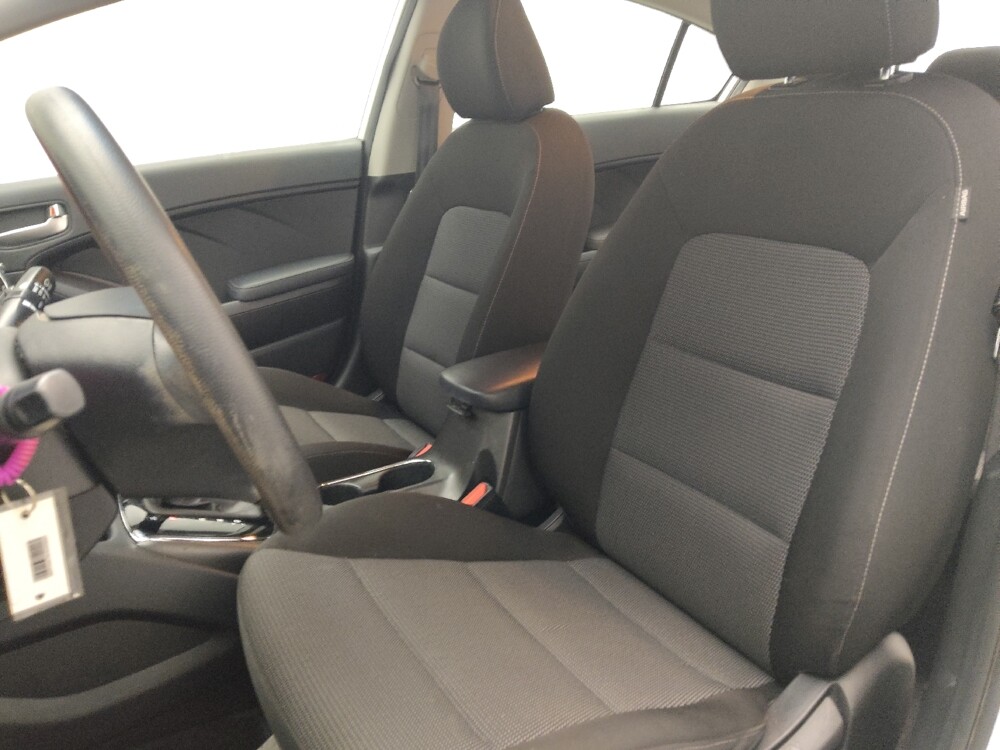 2017 Kia Forte in Albany, GA 31705 - 18074207 17