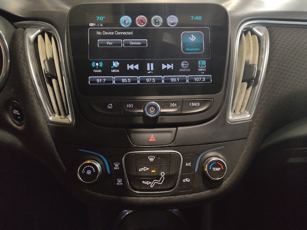 2017 Chevrolet Malibu in Round Rock, TX 78664 - 18074214 25