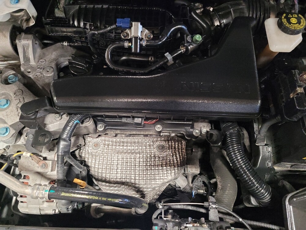 2017 Nissan Rogue in Lauderdale Lakes, FL 33313 - 18074233 30