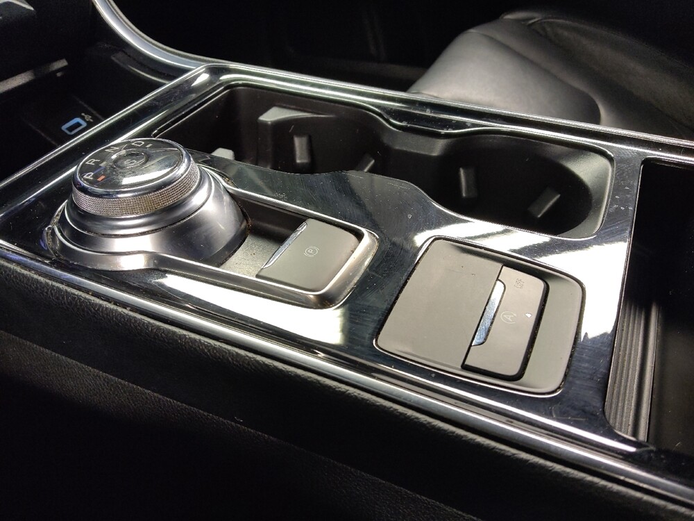 2019 Ford Edge in Houston, TX 77074 - 18074251 26