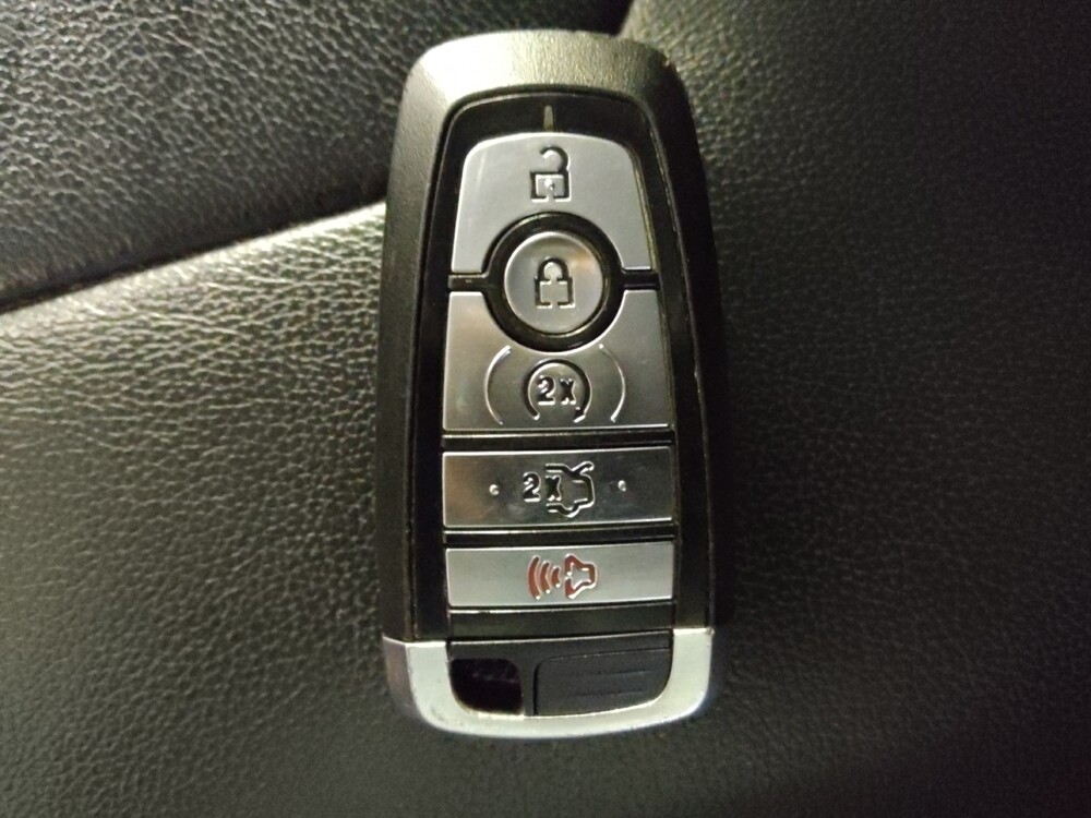 2019 Ford Edge in Houston, TX 77074 - 18074251 32