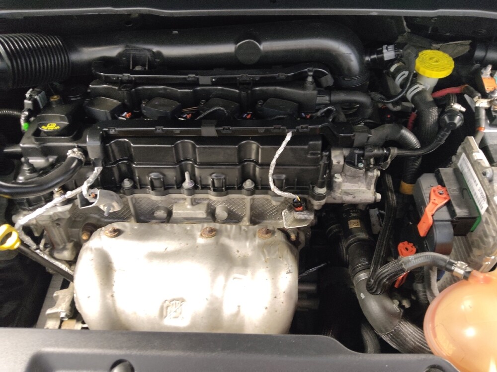 2018 Jeep Compass in Houston, TX 77034 - 18074296 30