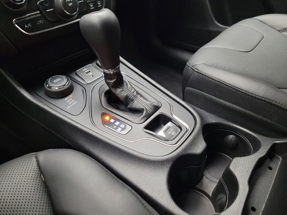 2020 Jeep Cherokee in Taylor, MI 48180 - 18074297 26