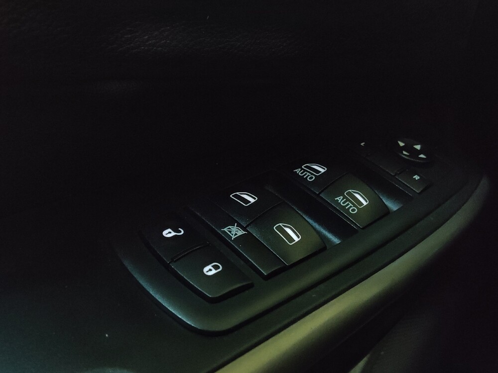 2019 Jeep Cherokee in Charlotte, NC 28213 - 18074303 27