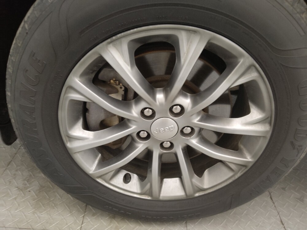 2019 Jeep Cherokee in Charlotte, NC 28213 - 18074303 31