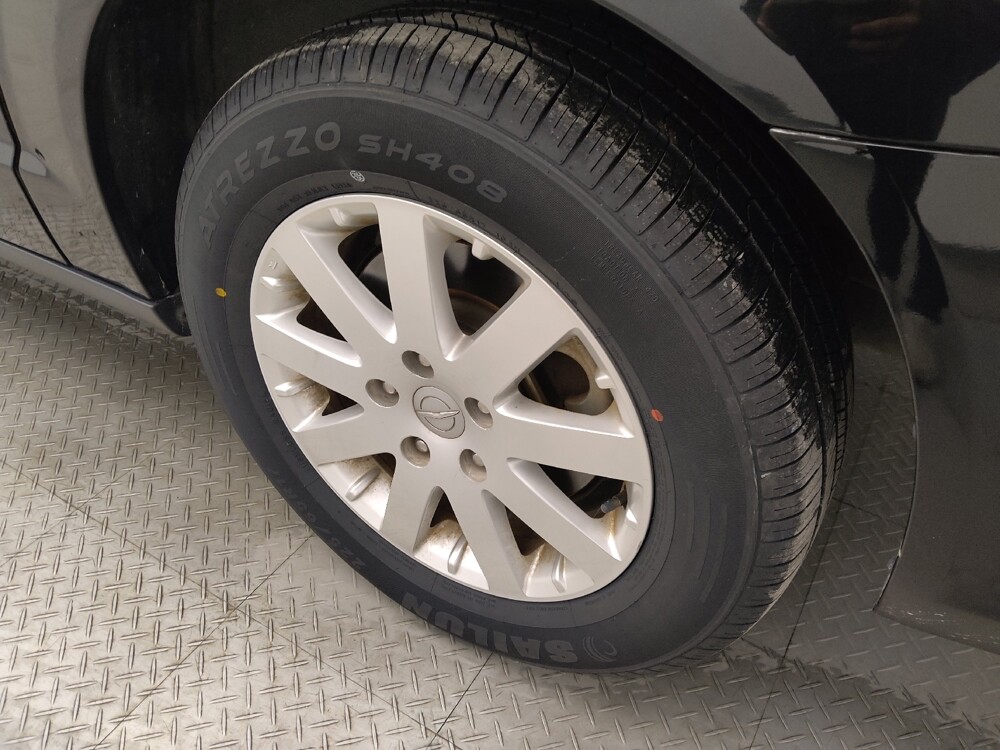 2016 Chrysler Town & Country in San Antonio, TX 78238 - 18074326 31