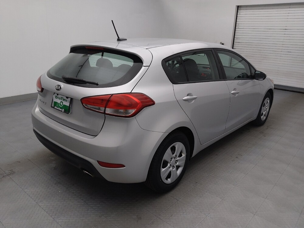 2017 Kia Forte in Charlotte, NC 28273 - 18074331 9