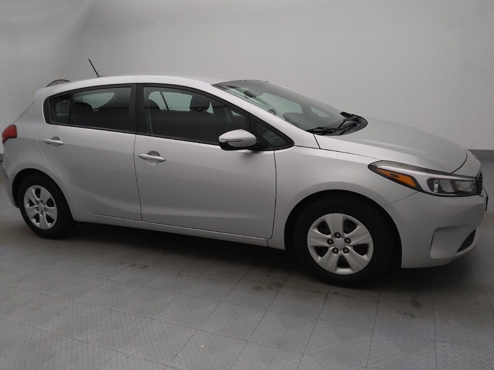2017 Kia Forte in Charlotte, NC 28273 - 18074331 11