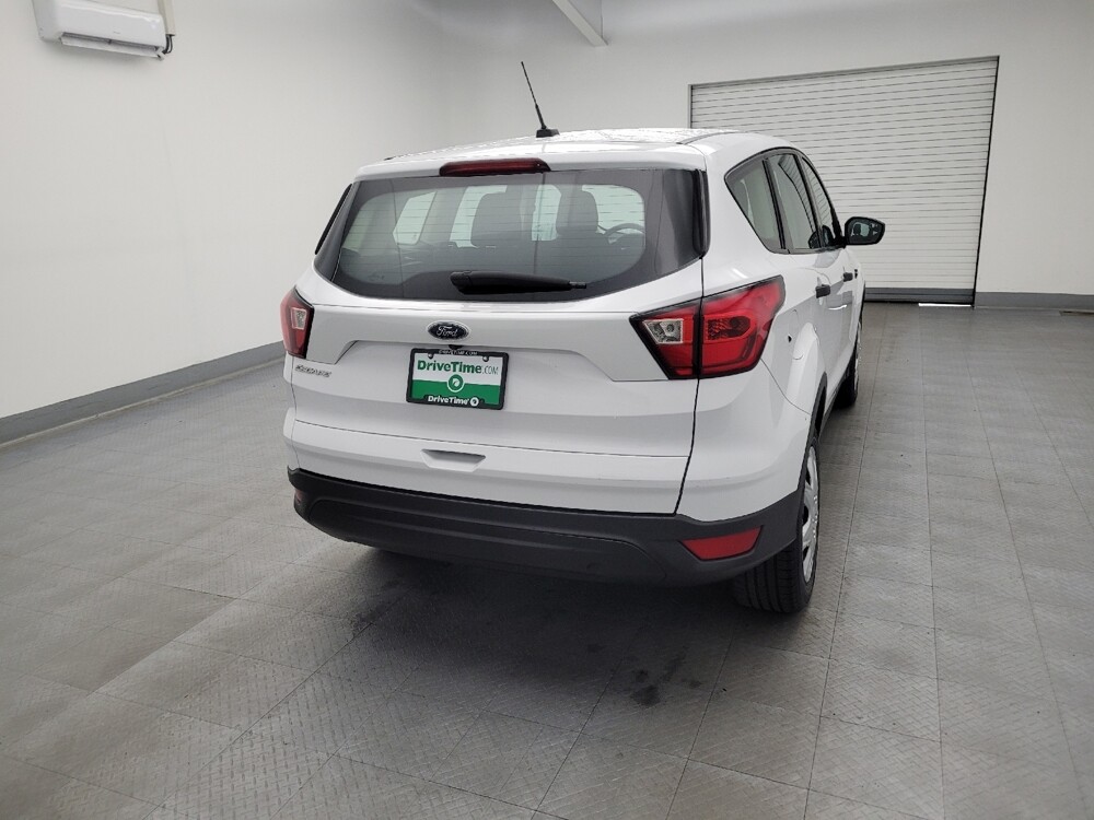 2019 Ford Escape in Fairfield, OH 45014 - 18074334 7
