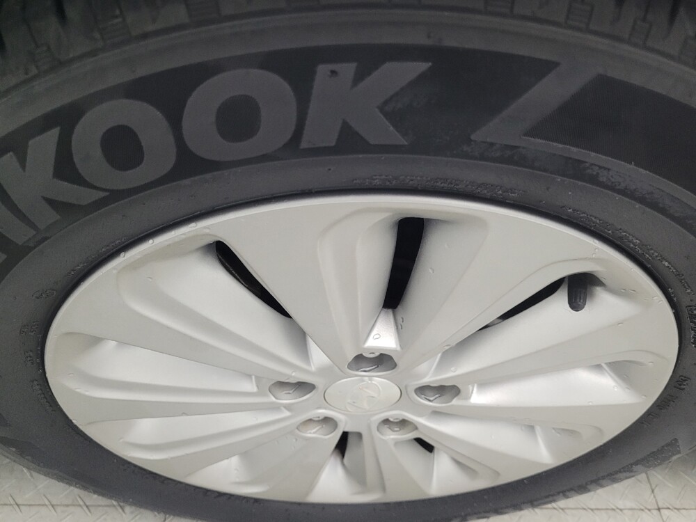 2016 Hyundai Sonata in Chattanooga, TN 37421 - 18074341 31