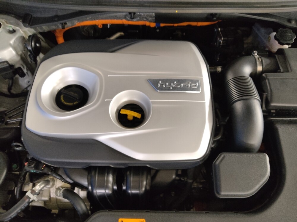 2016 Hyundai Sonata in Chattanooga, TN 37421 - 18074341 30