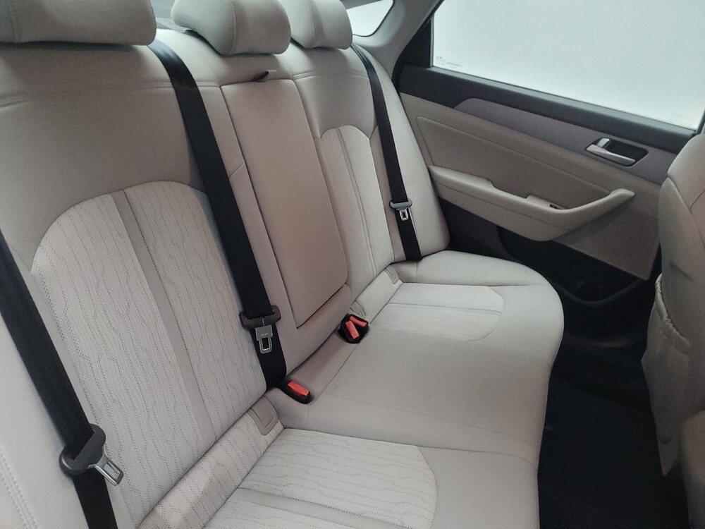 2016 Hyundai Sonata in Chattanooga, TN 37421 - 18074341 19