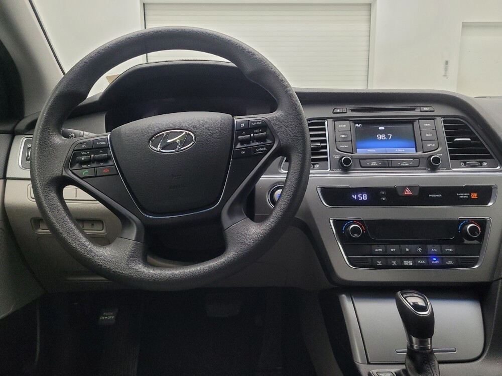 2016 Hyundai Sonata in Chattanooga, TN 37421 - 18074341 22