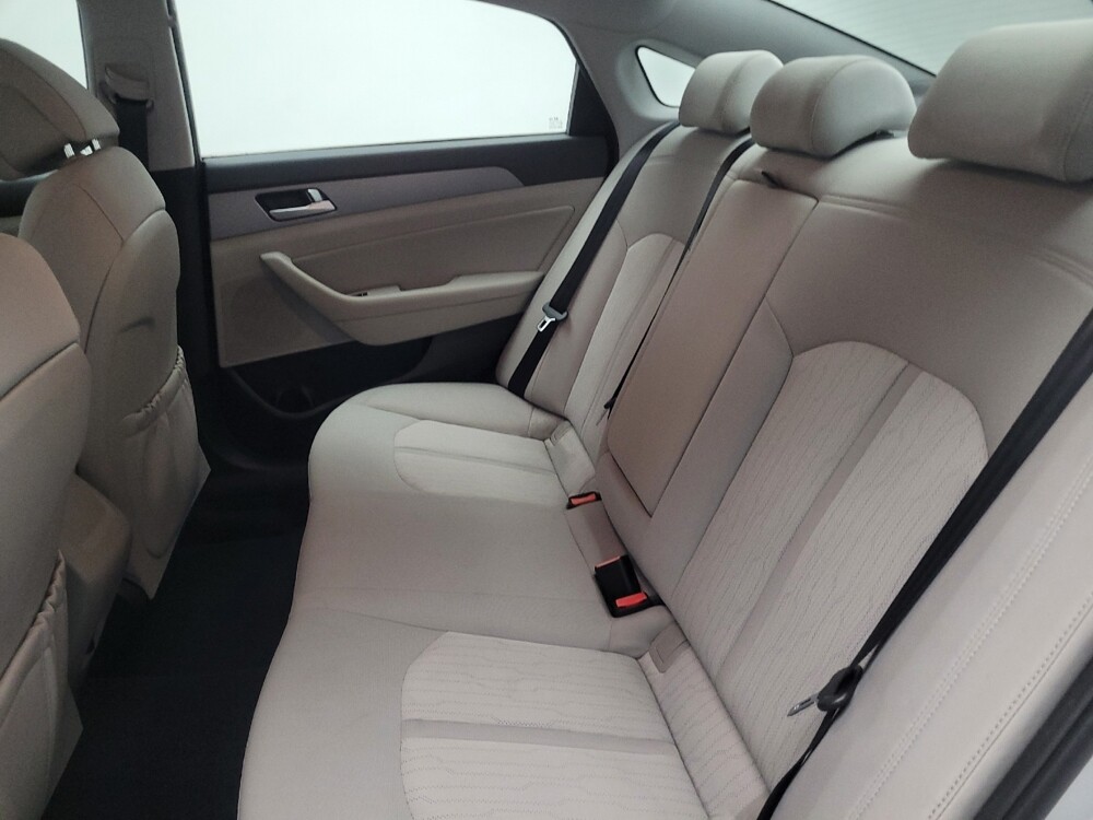 2016 Hyundai Sonata in Chattanooga, TN 37421 - 18074341 18