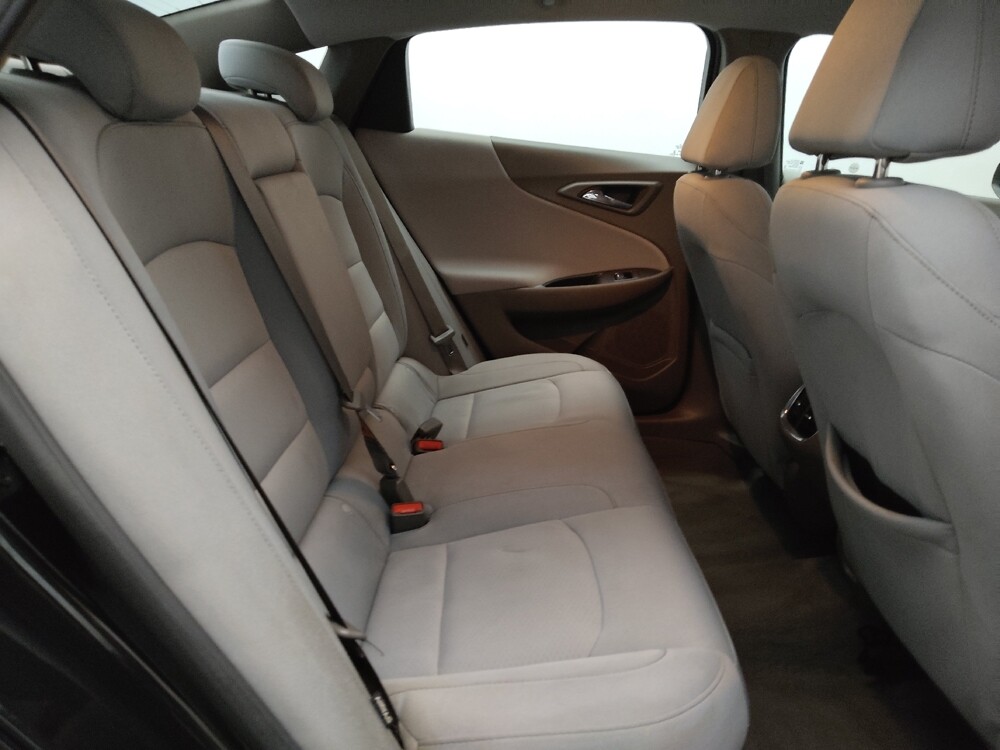 2020 Chevrolet Malibu in El Paso, TX 79907 - 18074348 19