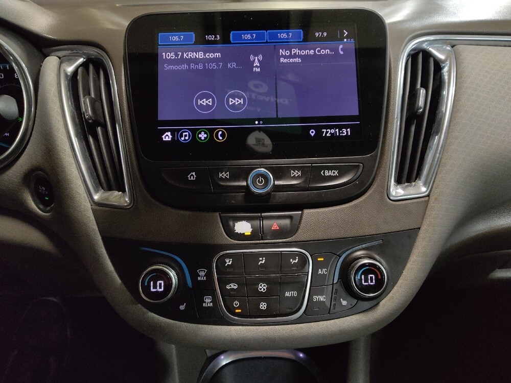 2020 Chevrolet Malibu in El Paso, TX 79907 - 18074348 25