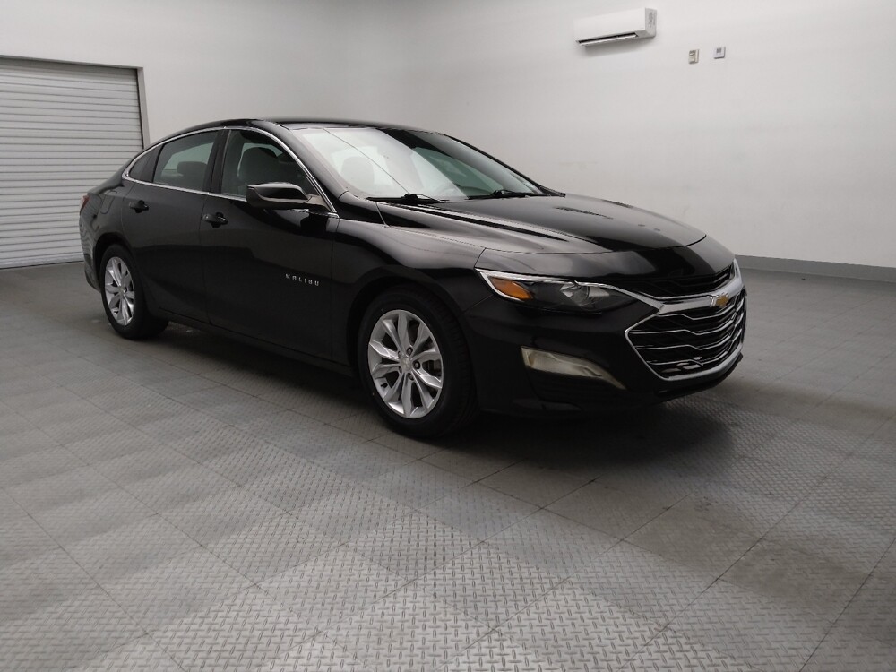 2020 Chevrolet Malibu in El Paso, TX 79907 - 18074348 13