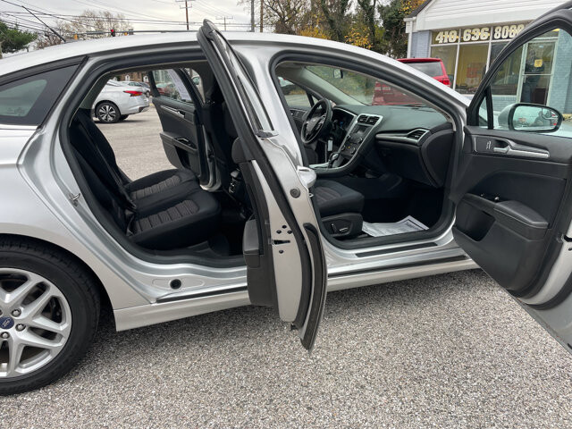 2016 Ford Fusion in Baltimore, MD 21225 - 18074383 11