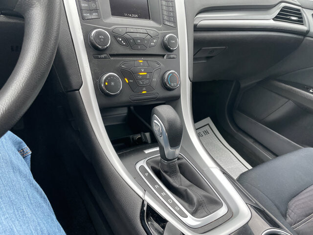 2016 Ford Fusion in Baltimore, MD 21225 - 18074383 34