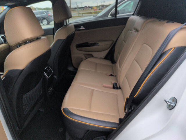2017 Kia Sportage in North Little Rock, AR 72117-1620 - 18074387 4
