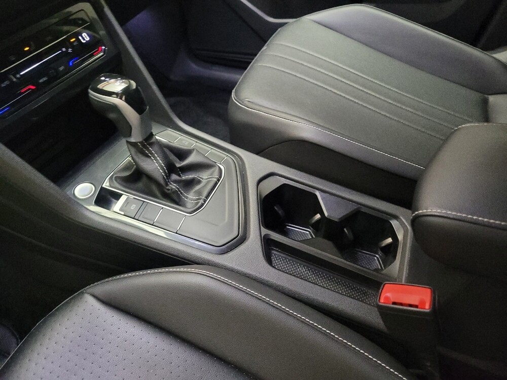 2022 Volkswagen Tiguan in Torrance, CA 90504 - 18074403 26
