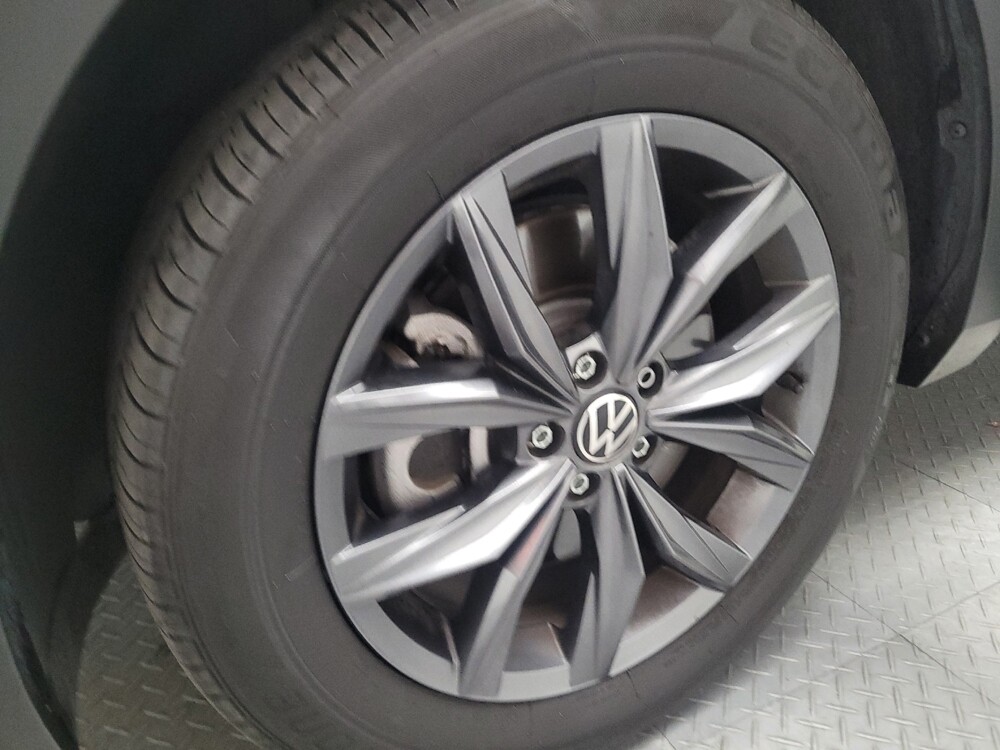 2022 Volkswagen Tiguan in Torrance, CA 90504 - 18074403 31