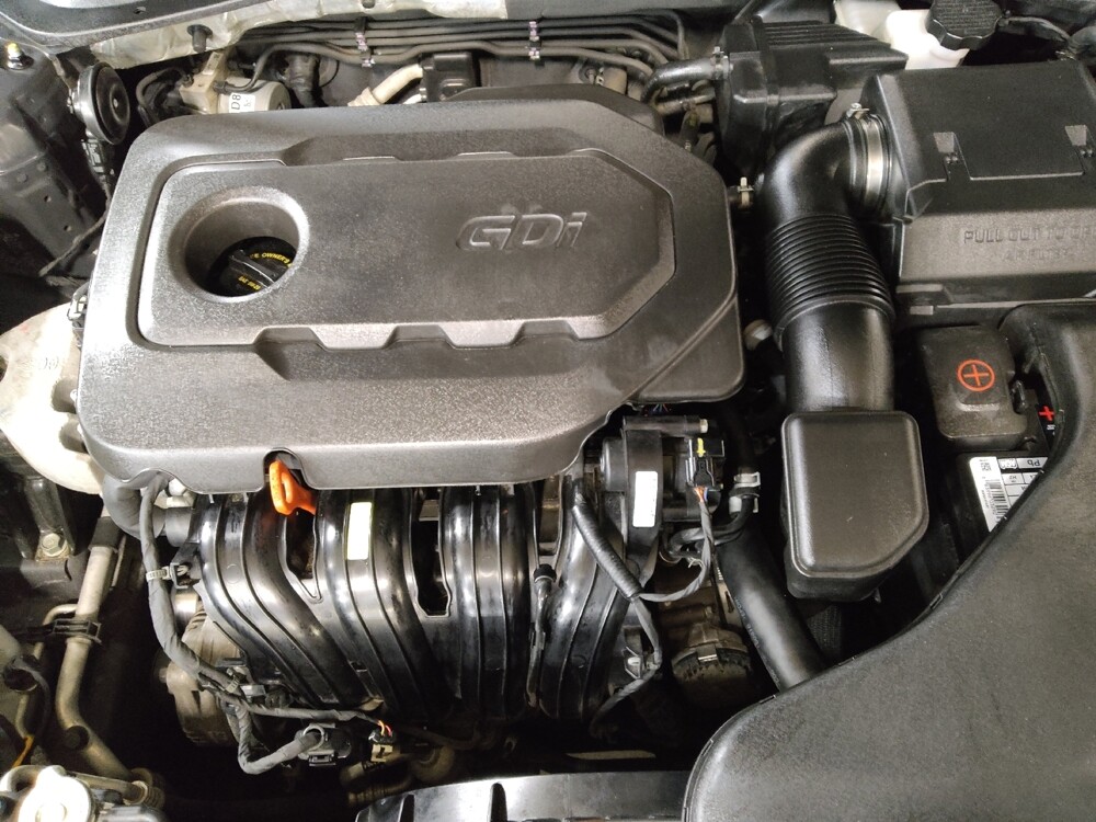 2017 Kia Optima in Oklahoma City, OK 73139 - 18074421 30