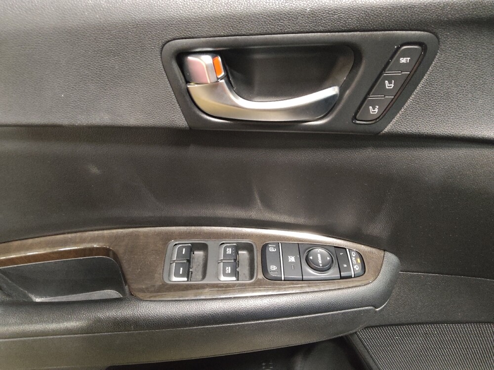 2017 Kia Optima in Oklahoma City, OK 73139 - 18074421 27