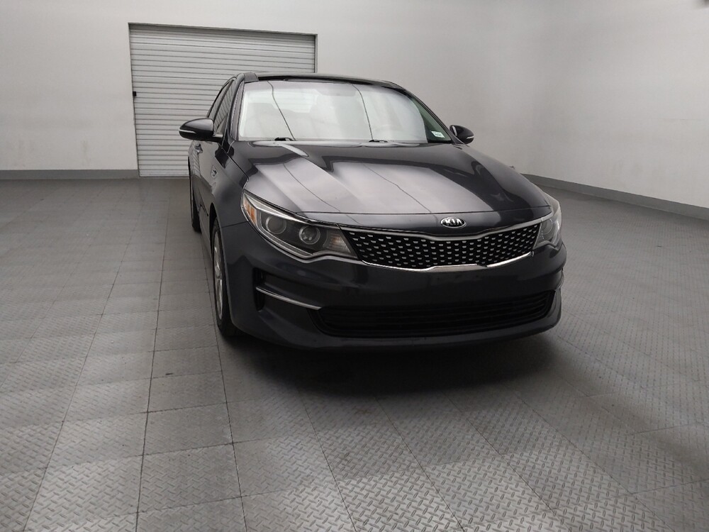 2017 Kia Optima in Oklahoma City, OK 73139 - 18074421 14