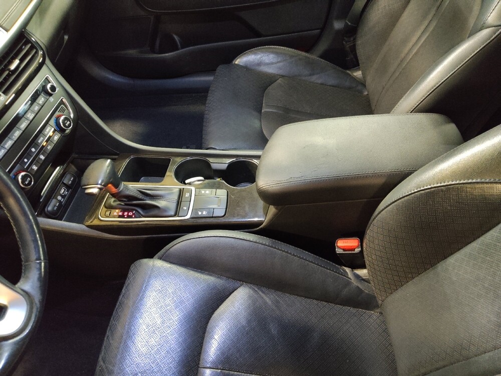 2017 Kia Optima in Oklahoma City, OK 73139 - 18074421 26