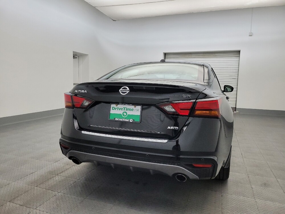 2021 Nissan Altima in Glendale, AZ 85301 - 18074440 7