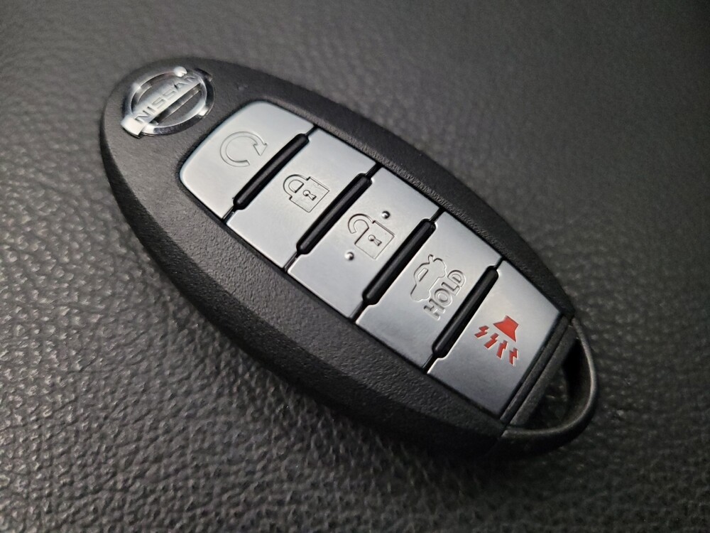 2021 Nissan Altima in Glendale, AZ 85301 - 18074440 32