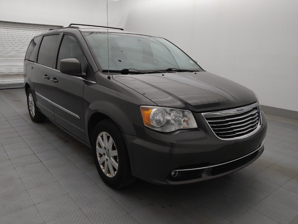 2016 Chrysler Town & Country in Tallahassee, FL 32304 - 18074442 13