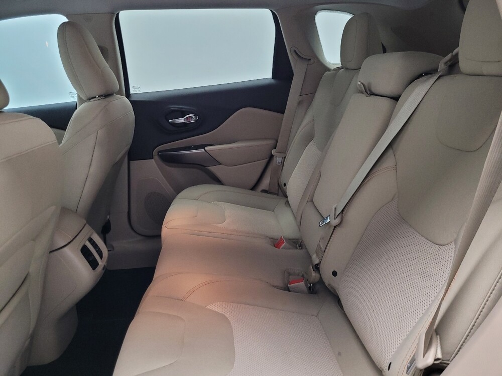 2019 Jeep Cherokee in Reno, NV 89502 - 18074444 18