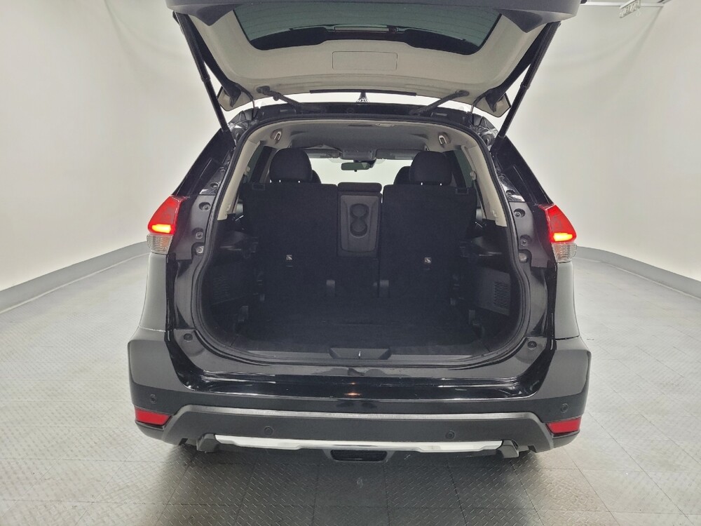 2019 Nissan Rogue in Las Vegas, NV 89104 - 18074446 29