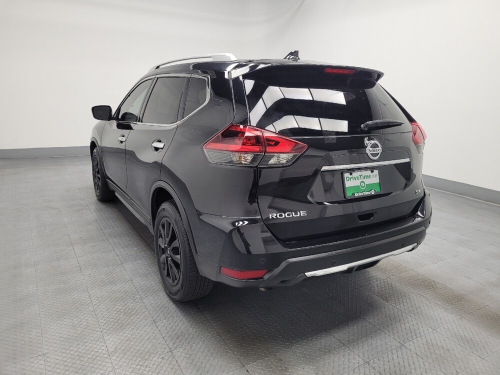 2019 Nissan Rogue in Las Vegas, NV 89104 - 18074446 5