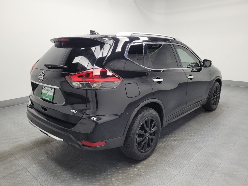 2019 Nissan Rogue in Las Vegas, NV 89104 - 18074446 10