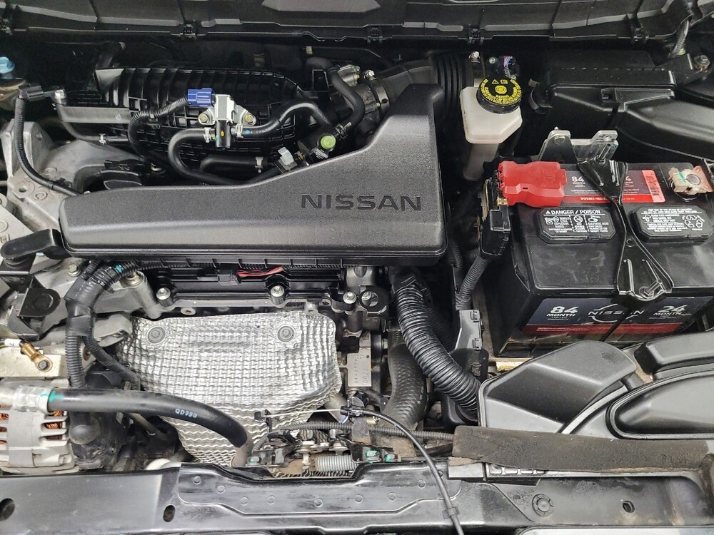 2019 Nissan Rogue in Las Vegas, NV 89104 - 18074446 30