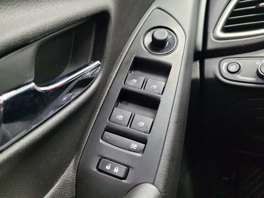 2018 Chevrolet Trax in Reno, NV 89502 - 18074447 27