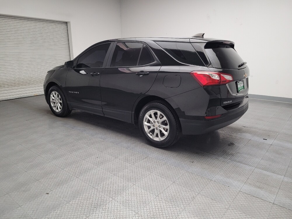 2020 Chevrolet Equinox in Bakersfield, CA 93309 - 18074538 3