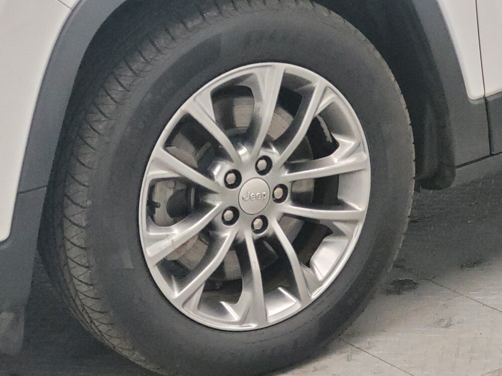 2020 Jeep Cherokee in Huntsville, AL 35816 - 18074569 31